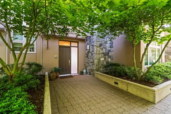 304 2535 Garden Court, West Vancouver For Sale - image 5