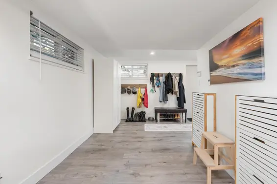 300 East 25th Street, North Vancouver For Sale - image 12