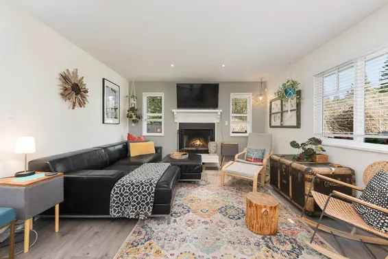 300 East 25th Street, North Vancouver For Sale - image 30