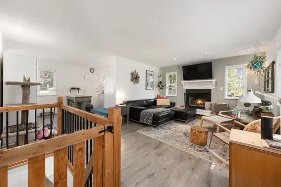 300 East 25th Street, North Vancouver For Sale - image 31