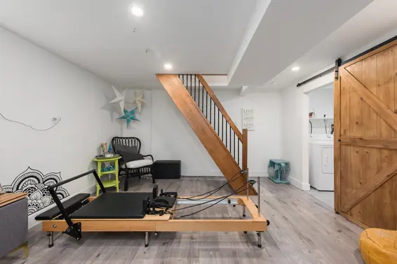 300 East 25th Street, North Vancouver For Sale - image 38