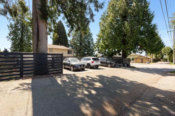 300 East 25th Street, North Vancouver For Sale - image 40