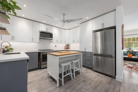 300 East 25th Street, North Vancouver For Sale - image 8