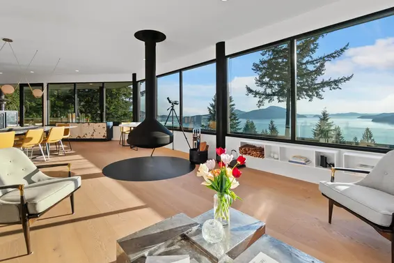 168 Sunset Drive, Lions Bay For Sale - image 3