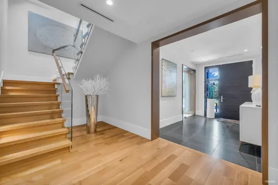2728 Highview Place, Vancouver For Sale - image 7
