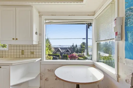 2657 Haywood Avenue, West Vancouver For Sale - image 11