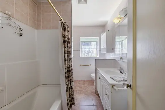 2657 Haywood Avenue, West Vancouver For Sale - image 16