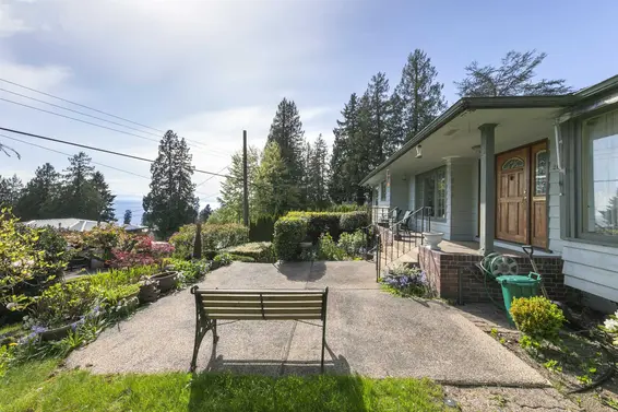 2657 Haywood Avenue, West Vancouver For Sale - image 2