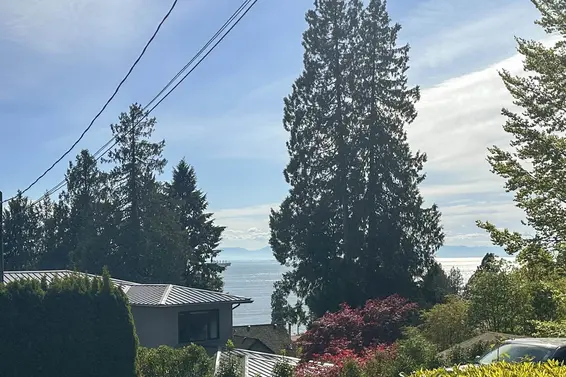 2657 Haywood Avenue, West Vancouver For Sale - image 31