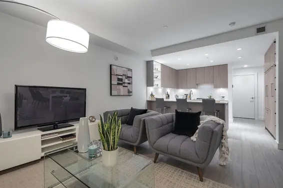 Th109 707 East 3Rd Street, North Vancouver For Sale - image 7