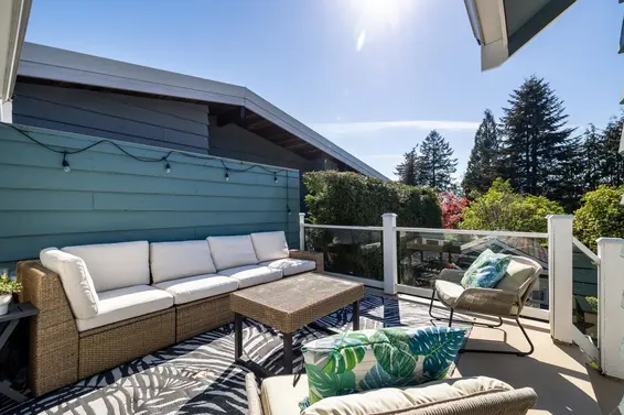 3841 Lonsdale Avenue, North Vancouver For Sale - image 11