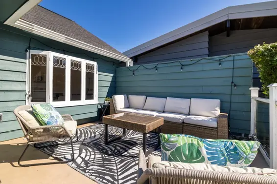 3841 Lonsdale Avenue, North Vancouver For Sale - image 12