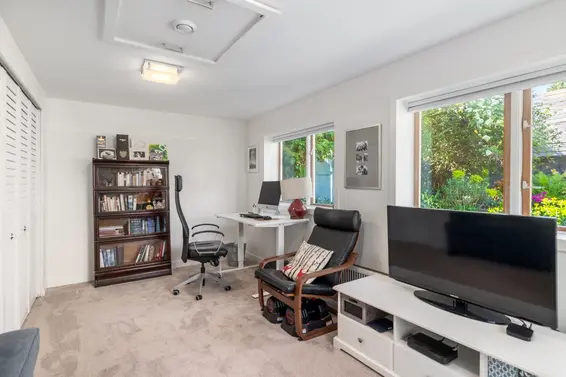 3841 Lonsdale Avenue, North Vancouver For Sale - image 24