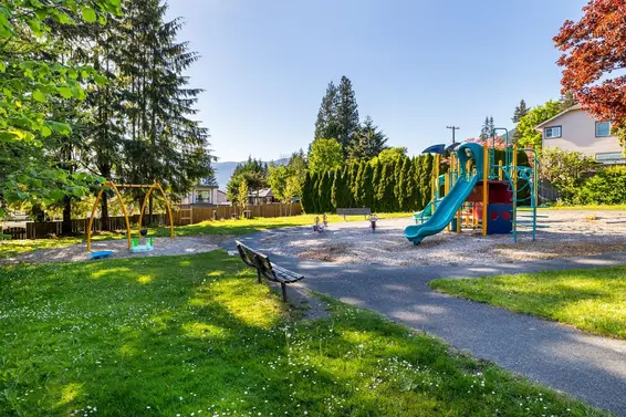 3841 Lonsdale Avenue, North Vancouver For Sale - image 34