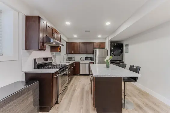 4491 Primrose Lane, North Vancouver For Sale - image 32