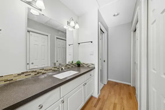 203 1538 Bowser Avenue, North Vancouver For Sale - image 13