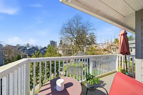 203 1538 Bowser Avenue, North Vancouver For Sale - image 18