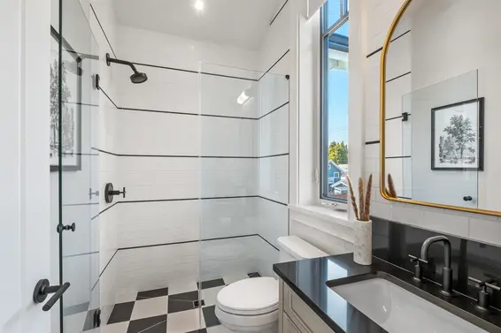 821 East 16th Street, North Vancouver For Sale - image 23