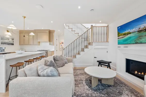 821 East 16th Street, North Vancouver For Sale - image 35