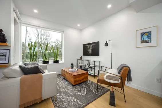 206 649 East 3rd Street, North Vancouver For Sale - image 10