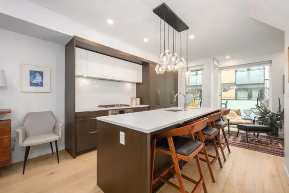 206 649 East 3rd Street, North Vancouver For Sale - image 2