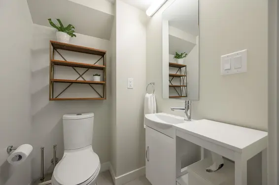 206 649 East 3rd Street, North Vancouver For Sale - image 7