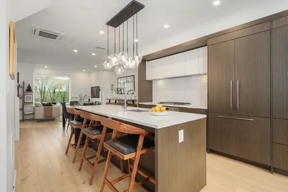 206 649 East 3rd Street, North Vancouver For Sale - image 8