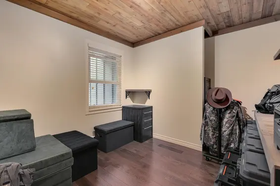 3 900 West 17th Street, North Vancouver For Sale - image 20