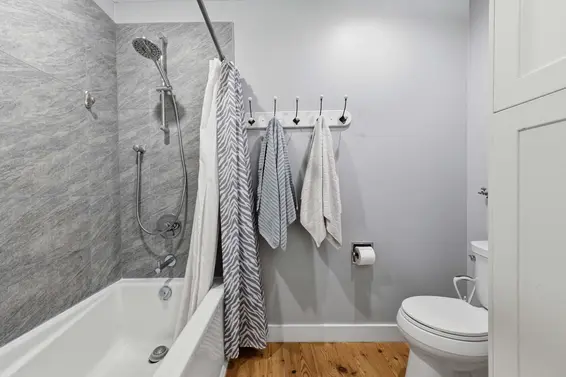 1126 Premier Street, North Vancouver For Sale - image 21