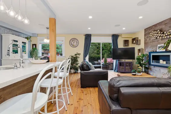 1126 Premier Street, North Vancouver For Sale - image 3