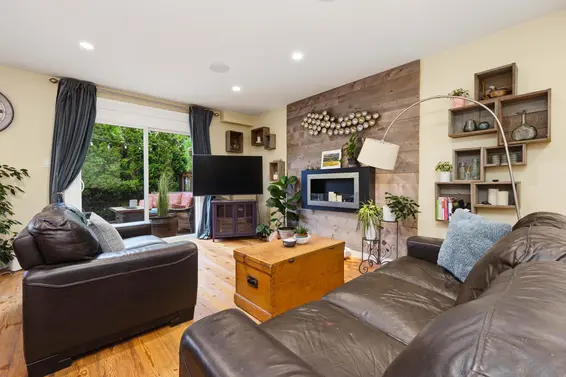 1126 Premier Street, North Vancouver For Sale - image 4
