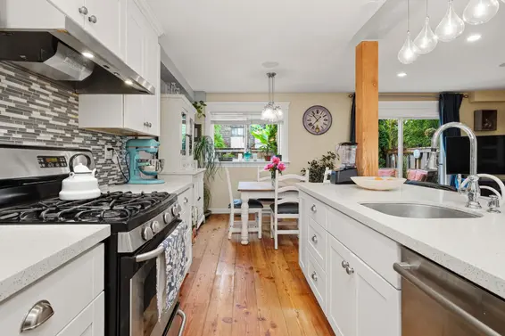 1126 Premier Street, North Vancouver For Sale - image 9