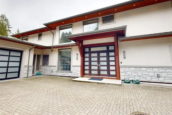 3185 Benbow Road, West Vancouver For Sale - image 3