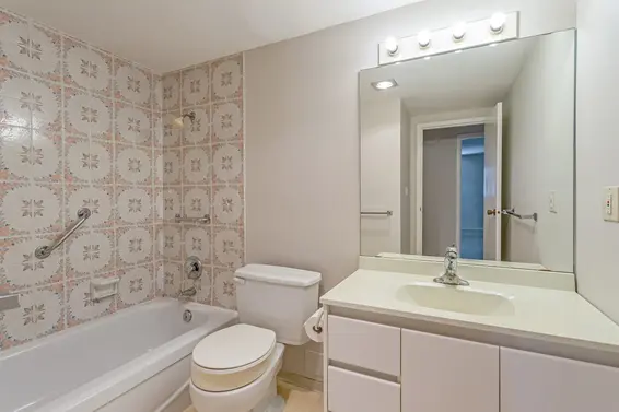 407 150 East 15th Street, North Vancouver For Sale - image 20