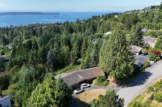 1084 Groveland Road, West Vancouver For Sale - image 10