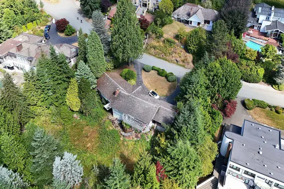1084 Groveland Road, West Vancouver For Sale - image 2