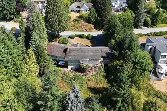 1084 Groveland Road, West Vancouver For Sale - image 7