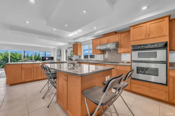 574 St. Andrews Place, West Vancouver For Sale - image 16