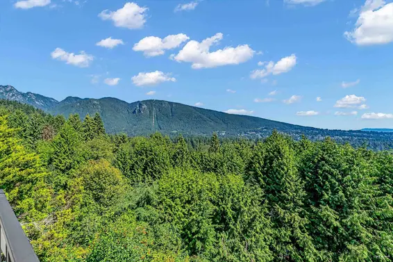 574 St. Andrews Place, West Vancouver For Sale - image 4
