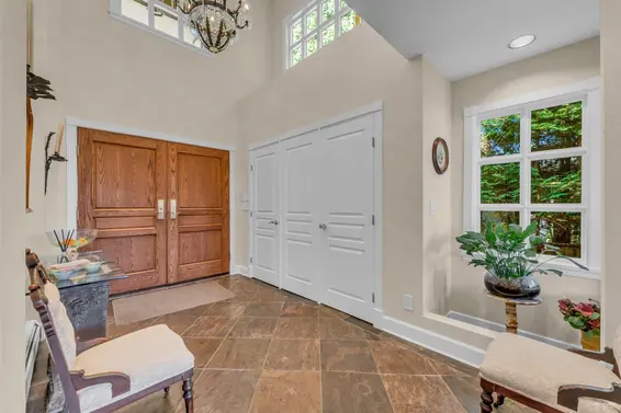 574 St. Andrews Place, West Vancouver For Sale - image 6