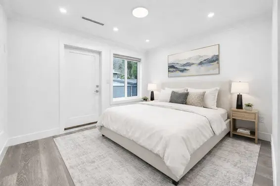 812 Montroyal Boulevard, North Vancouver For Sale - image 19