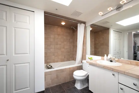 512 150 West 22nd Street, North Vancouver For Sale - image 23