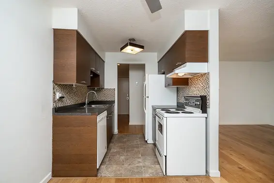 106 235 East 13th Street, North Vancouver For Sale - image 20