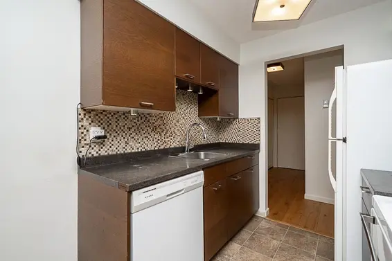 106 235 East 13th Street, North Vancouver For Sale - image 21