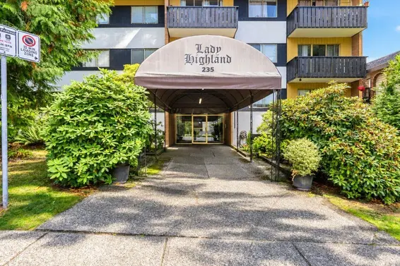 106 235 East 13th Street, North Vancouver For Sale - image 4