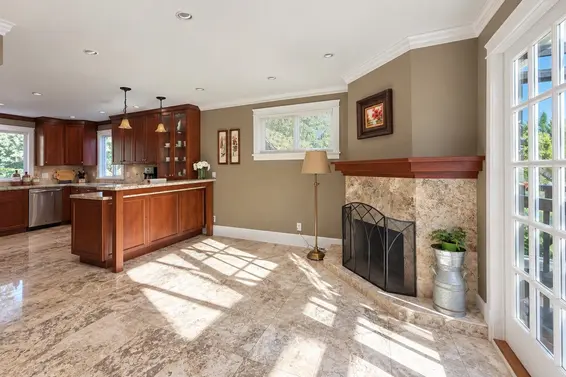 2718 Byron Place, North Vancouver For Sale - image 12