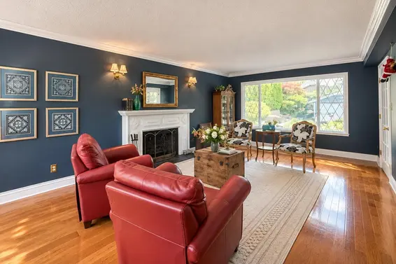 2718 Byron Place, North Vancouver For Sale - image 4