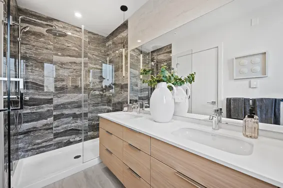 3140 Woodbine Drive, North Vancouver For Sale - image 21