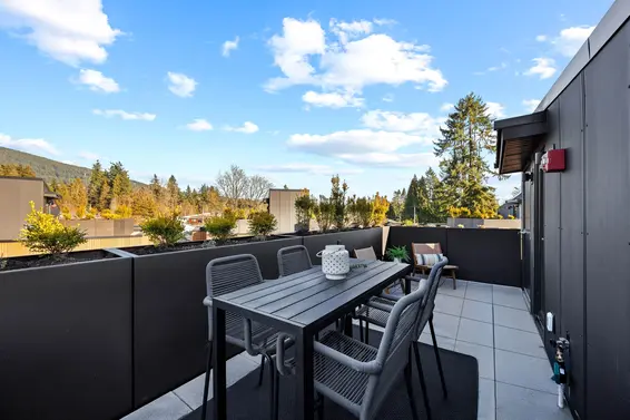 3140 Woodbine Drive, North Vancouver For Sale - image 32