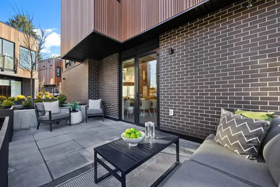3140 Woodbine Drive, North Vancouver For Sale - image 33